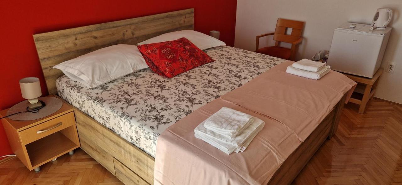 Rooms Bambina لون المظهر الخارجي الصورة