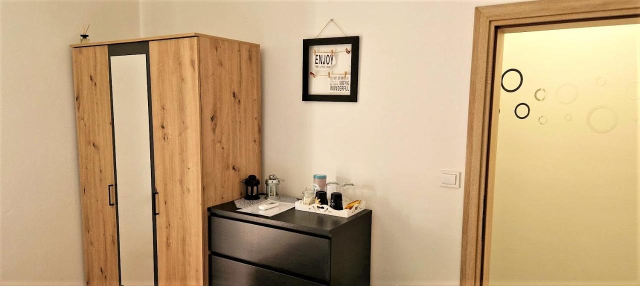 Rooms Bambina لون المظهر الخارجي الصورة
